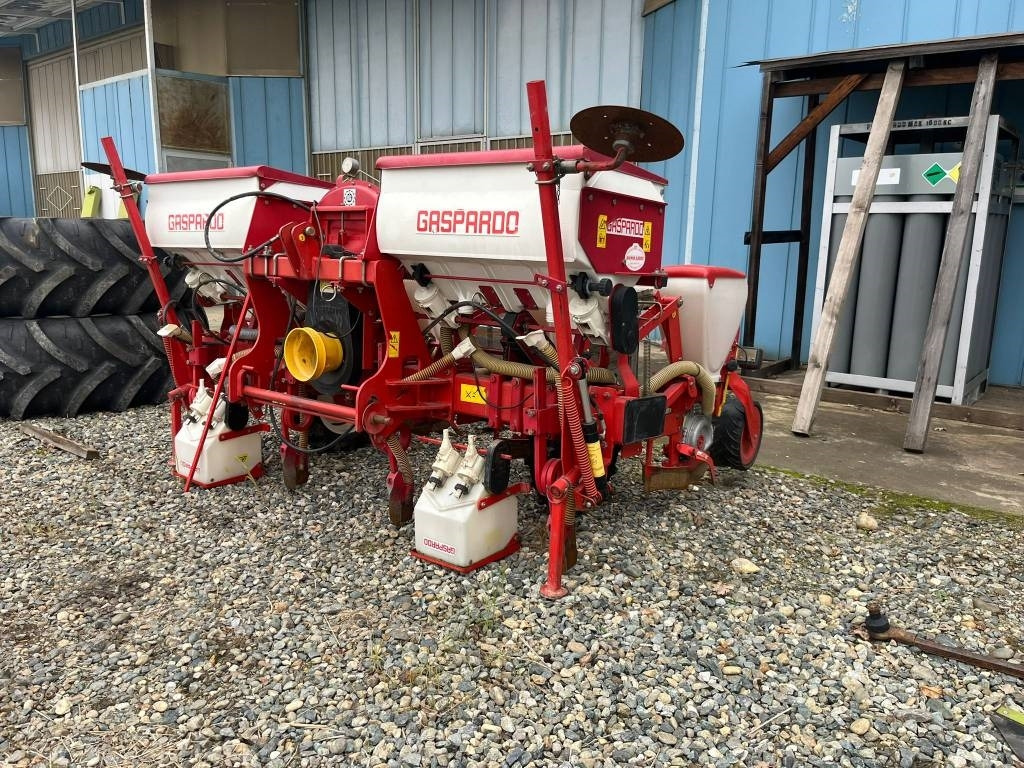 Gaspardo SP 540 - Precizna sijačica: slika Gaspardo SP 540 - Precizna sijačica Gaspardo SP 540 - Precizna sijačica: slika Gaspardo SP 540 - Precizna sijačica