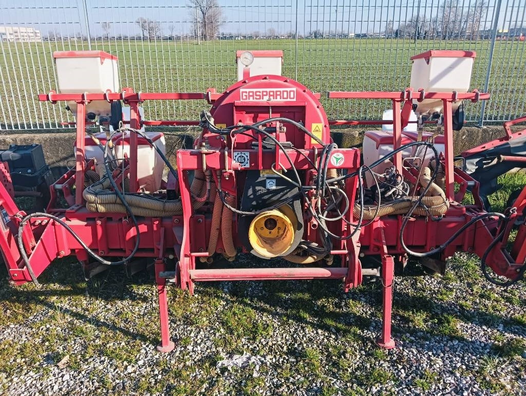 Gaspardo ST 250 6 - Precizna sijačica: slika Gaspardo ST 250 6 - Precizna sijačica Gaspardo ST 250 6 - Precizna sijačica: slika Gaspardo ST 250 6 - Precizna sijačica