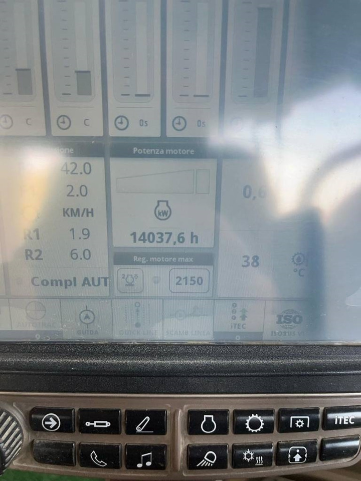 John Deere 7230 R - Traktor: slika John Deere 7230 R - Traktor John Deere 7230 R - Traktor: slika John Deere 7230 R - Traktor