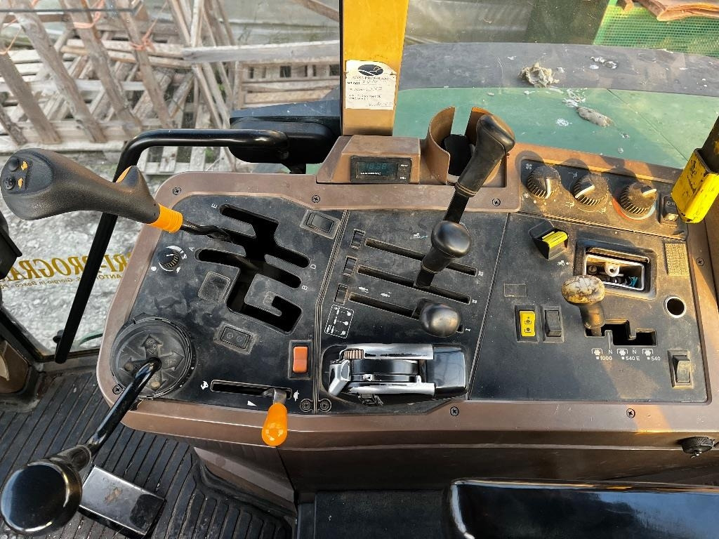 John Deere 7810 - Traktor: slika John Deere 7810 - Traktor John Deere 7810 - Traktor: slika John Deere 7810 - Traktor