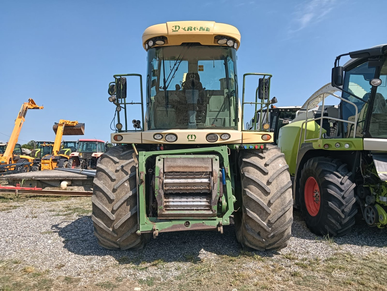 KRONE BIG X 850 - Silažni kombajn: slika KRONE BIG X 850 - Silažni kombajn KRONE BIG X 850 - Silažni kombajn: slika KRONE BIG X 850 - Silažni kombajn