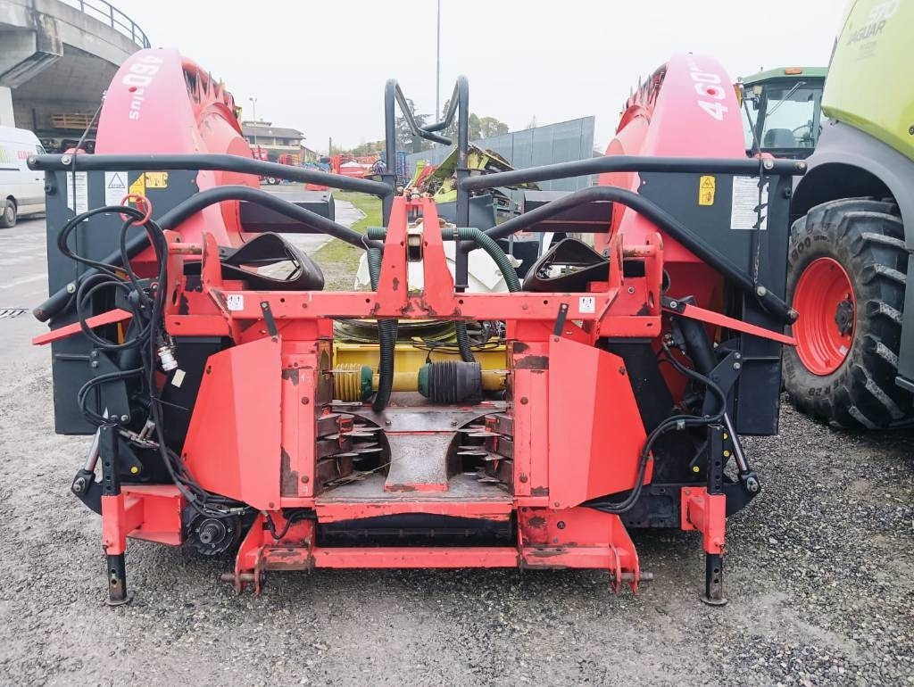 Kemper 460 - Oprema za prevrtanje sijena: slika Kemper 460 - Oprema za prevrtanje sijena Kemper 460 - Oprema za prevrtanje sijena: slika Kemper 460 - Oprema za prevrtanje sijena
