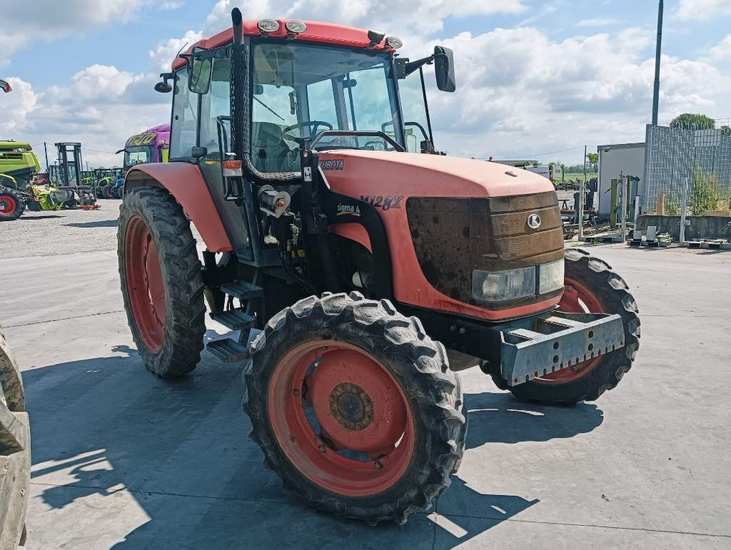 Kubota M 128 X - Traktor: slika Kubota M 128 X - Traktor Kubota M 128 X - Traktor: slika Kubota M 128 X - Traktor