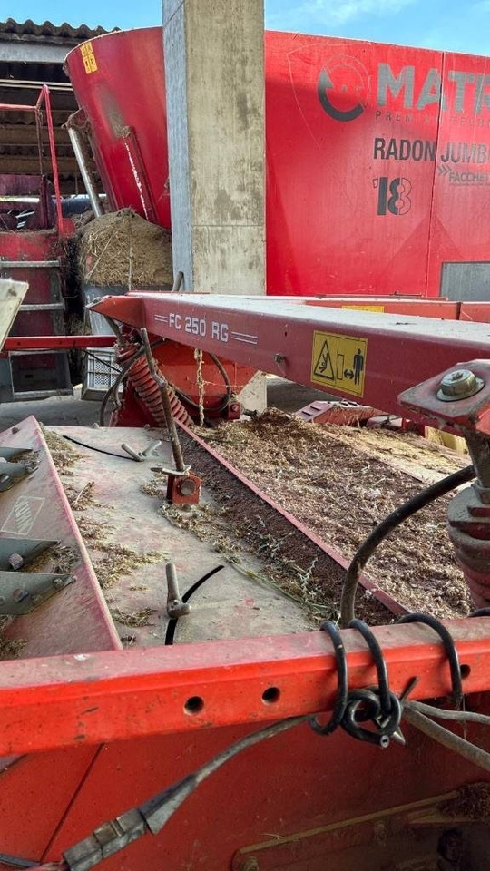 Kuhn FC 250 R G - Kosilica: slika Kuhn FC 250 R G - Kosilica Kuhn FC 250 R G - Kosilica: slika Kuhn FC 250 R G - Kosilica