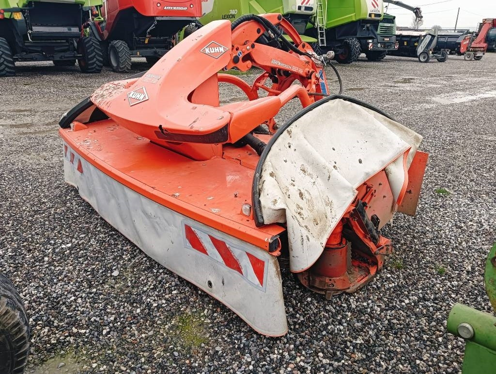 Kuhn FC 3125 - Kosilica: slika Kuhn FC 3125 - Kosilica Kuhn FC 3125 - Kosilica: slika Kuhn FC 3125 - Kosilica