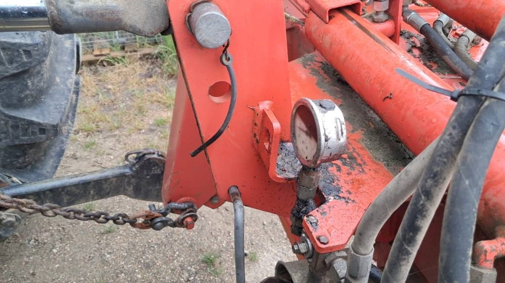 Kuhn GMD 702 - Kosilica: slika Kuhn GMD 702 - Kosilica Kuhn GMD 702 - Kosilica: slika Kuhn GMD 702 - Kosilica