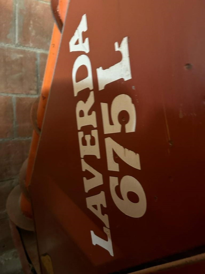 Laverda 25.50 - Kombajn za žetvu: slika Laverda 25.50 - Kombajn za žetvu Laverda 25.50 - Kombajn za žetvu: slika Laverda 25.50 - Kombajn za žetvu