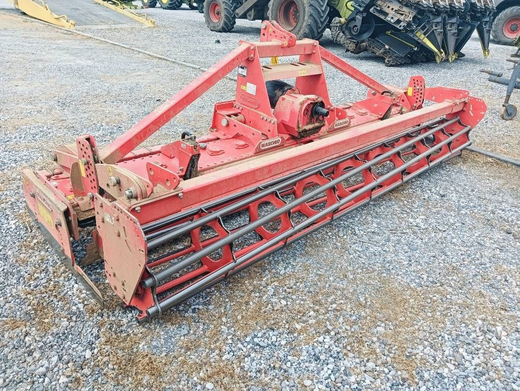 Maschio DMR 4000 - Drljača: slika Maschio DMR 4000 - Drljača Maschio DMR 4000 - Drljača: slika Maschio DMR 4000 - Drljača