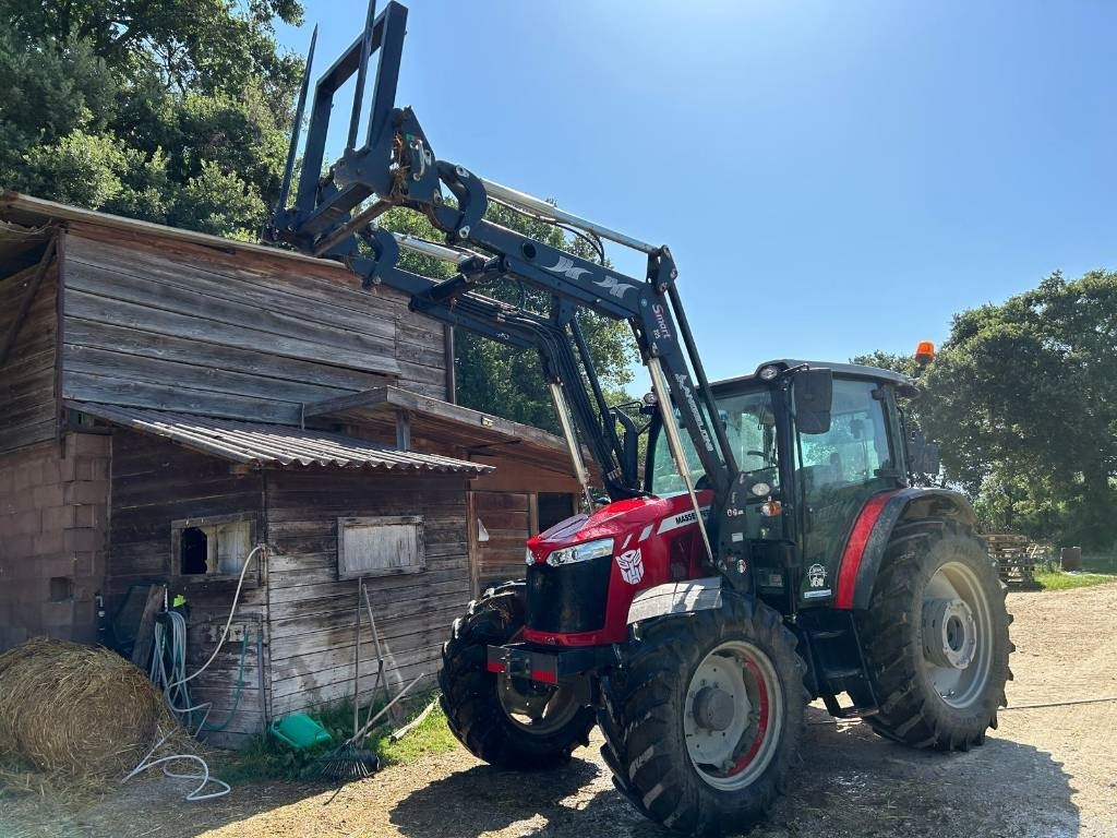 Massey Ferguson 5710 - Traktor: slika Massey Ferguson 5710 - Traktor Massey Ferguson 5710 - Traktor: slika Massey Ferguson 5710 - Traktor