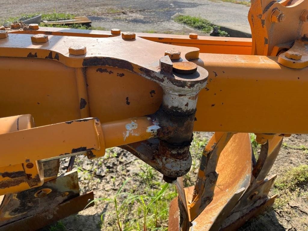 Moro Aratri PNT 20 AV - Plug: slika Moro Aratri PNT 20 AV - Plug Moro Aratri PNT 20 AV - Plug: slika Moro Aratri PNT 20 AV - Plug