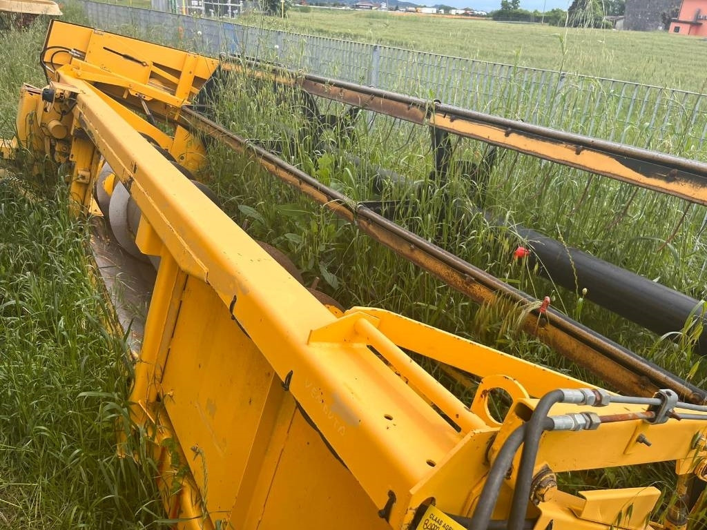 New Holland SOIA 4.4 - Priključak za kombajn: slika New Holland SOIA 4.4 - Priključak za kombajn New Holland SOIA 4.4 - Priključak za kombajn: slika New Holland SOIA 4.4 - Priključak za kombajn