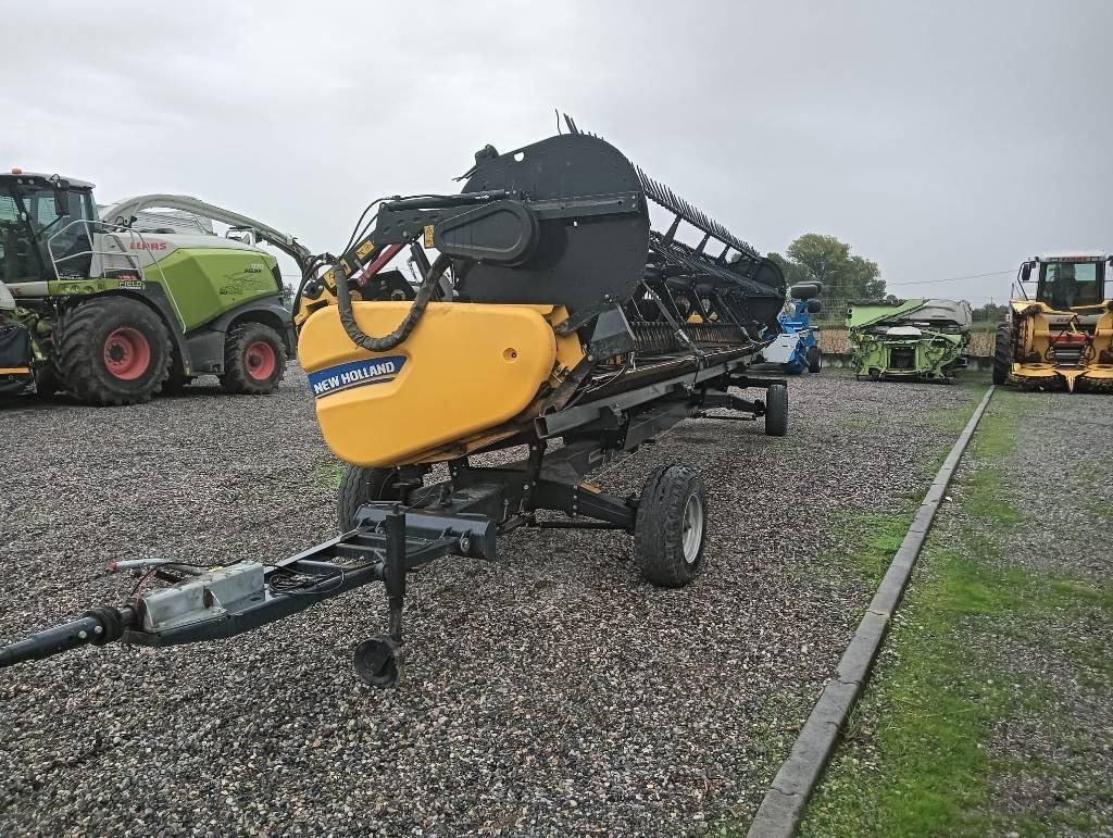 New Holland SOIA A TAPPETI FLEX 9 MT  - Priključak za kombajn: slika New Holland SOIA A TAPPETI FLEX 9 MT  - Priključak za kombajn New Holland SOIA A TAPPETI FLEX 9 MT  - Priključak za kombajn: slika New Holland SOIA A TAPPETI FLEX 9 MT  - Priključak za kombajn