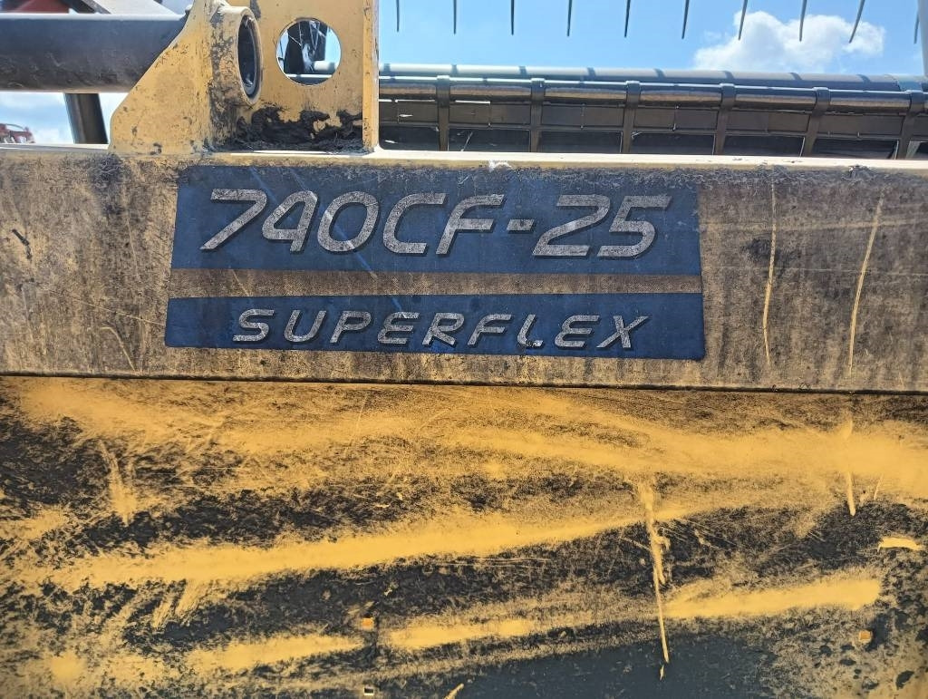 New Holland SOIA FLEX 7 MT  - Priključak za kombajn: slika New Holland SOIA FLEX 7 MT  - Priključak za kombajn New Holland SOIA FLEX 7 MT  - Priključak za kombajn: slika New Holland SOIA FLEX 7 MT  - Priključak za kombajn