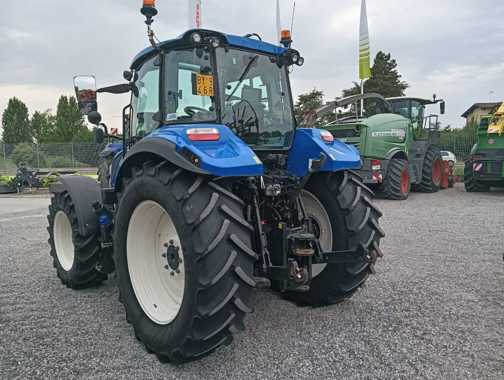 New Holland T 5.120 - Traktor: slika New Holland T 5.120 - Traktor New Holland T 5.120 - Traktor: slika New Holland T 5.120 - Traktor