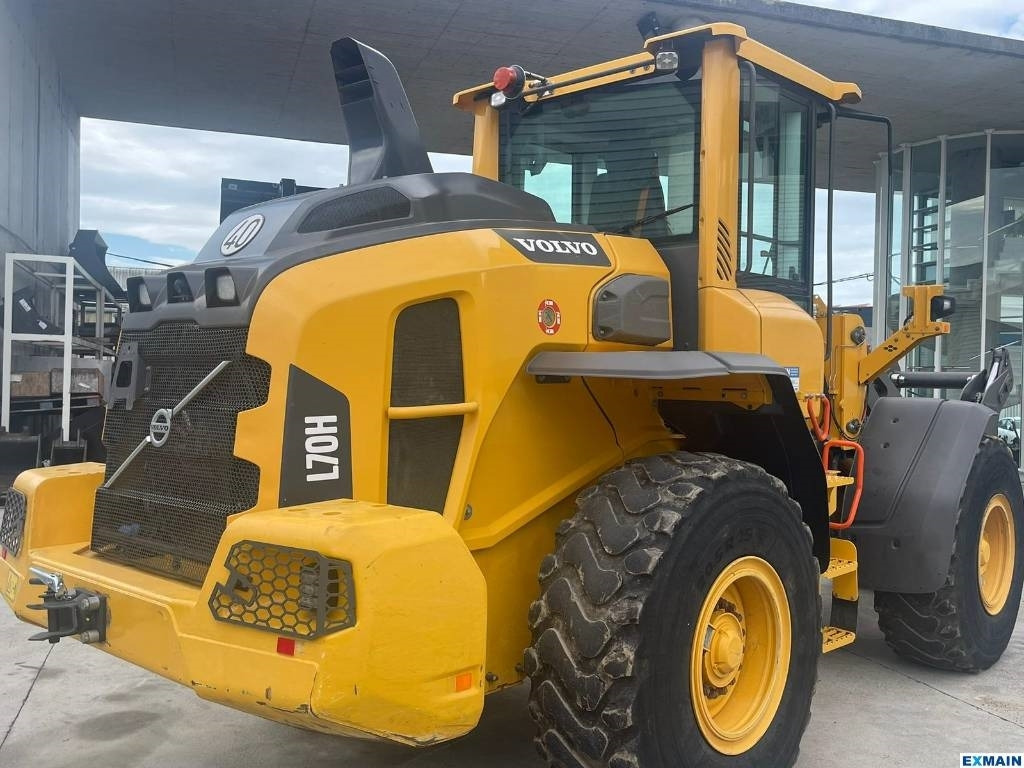 Volvo L 70 H - Utovarivač na kotačima: slika Volvo L 70 H - Utovarivač na kotačima Volvo L 70 H - Utovarivač na kotačima: slika Volvo L 70 H - Utovarivač na kotačima