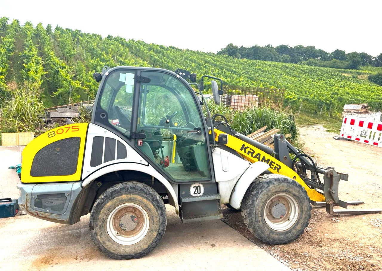 Kramer 8075 / 5075 - Utovarivač na kotačima: slika Kramer 8075 / 5075 - Utovarivač na kotačima Kramer 8075 / 5075 - Utovarivač na kotačima: slika Kramer 8075 / 5075 - Utovarivač na kotačima