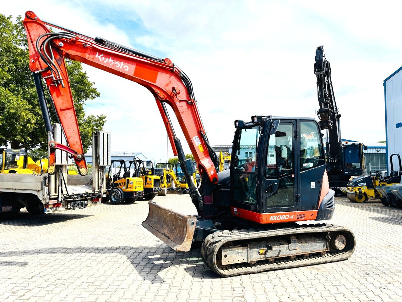 Kubota KX080-4 - Mini bager: slika Kubota KX080-4 - Mini bager Kubota KX080-4 - Mini bager: slika Kubota KX080-4 - Mini bager