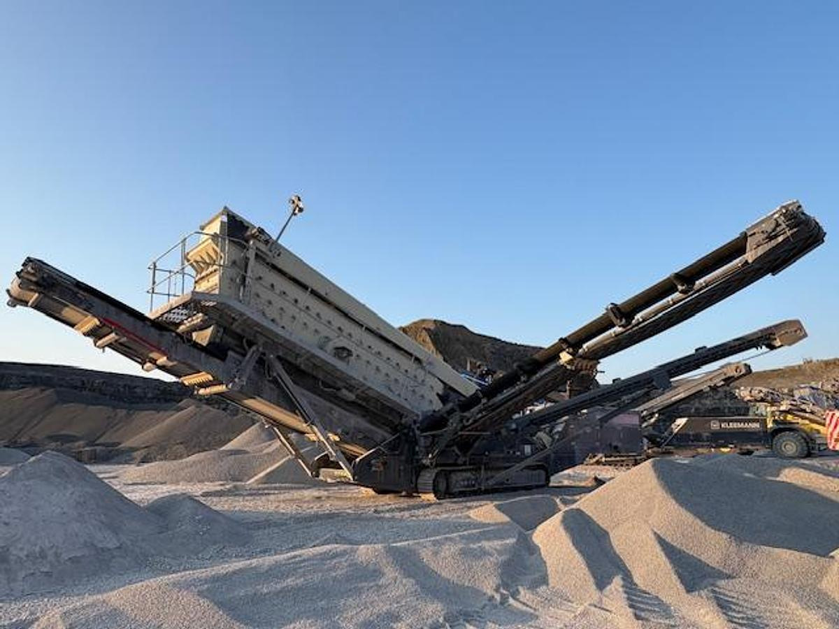 Metso 2023 Metso Nordtrack S4.9 - Screener: slika Metso 2023 Metso Nordtrack S4.9 - Screener Metso 2023 Metso Nordtrack S4.9 - Screener: slika Metso 2023 Metso Nordtrack S4.9 - Screener