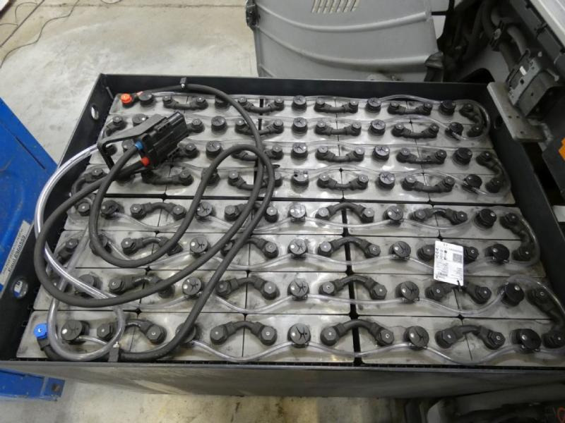 Still RX60-30 RX60-30 - Električni viličar: slika Still RX60-30 RX60-30 - Električni viličar Still RX60-30 RX60-30 - Električni viličar: slika Still RX60-30 RX60-30 - Električni viličar