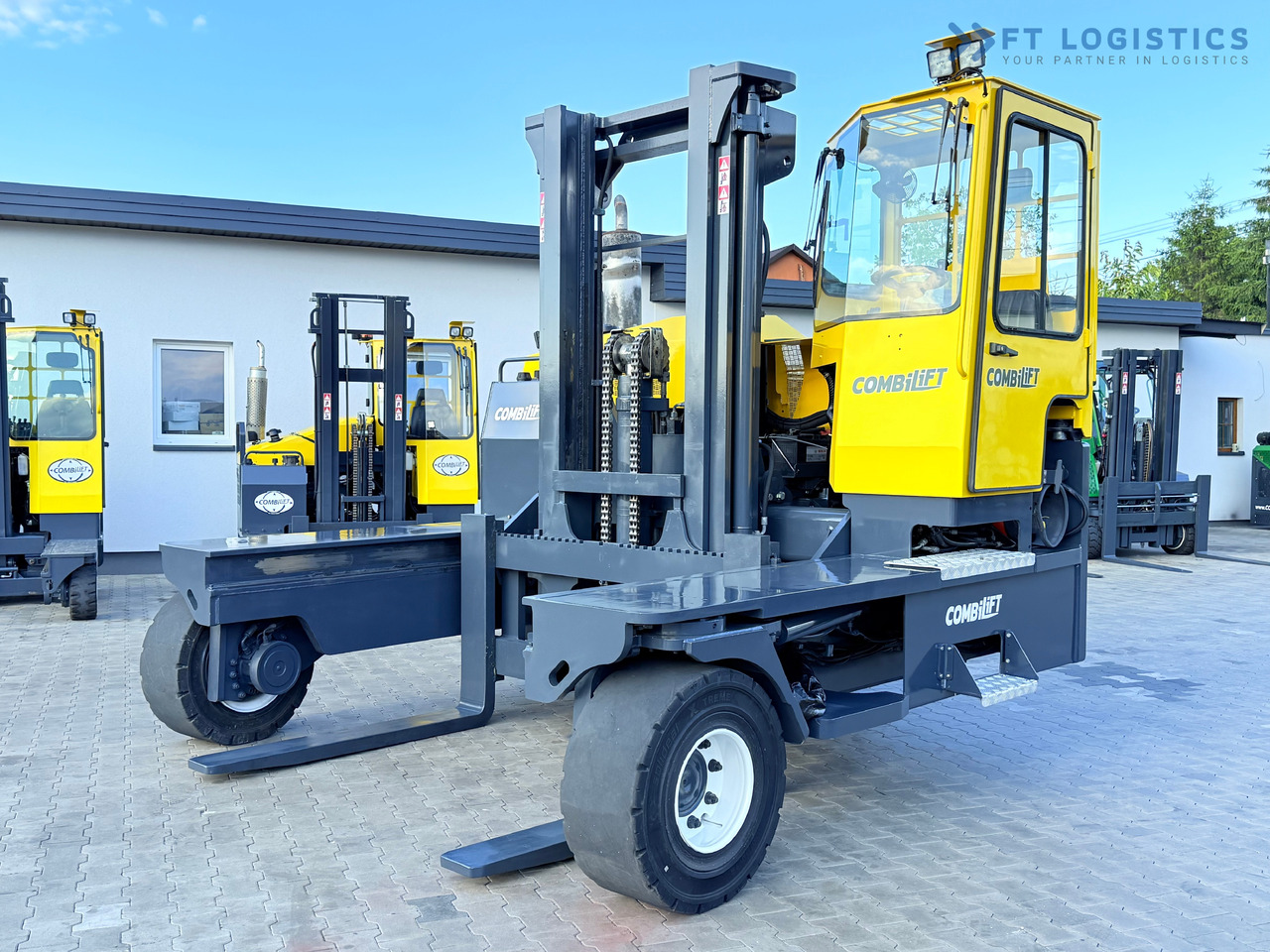 COMBILIFT C14000 / DUPLEX 3600MM / FREE-LIFT / POSITIONER - 4-smjerni regalni viličar: slika COMBILIFT C14000 / DUPLEX 3600MM / FREE-LIFT / POSITIONER - 4-smjerni regalni viličar COMBILIFT C14000 / DUPLEX 3600MM / FREE-LIFT / POSITIONER - 4-smjerni regalni viličar: slika COMBILIFT C14000 / DUPLEX 3600MM / FREE-LIFT / POSITIONER - 4-smjerni regalni viličar