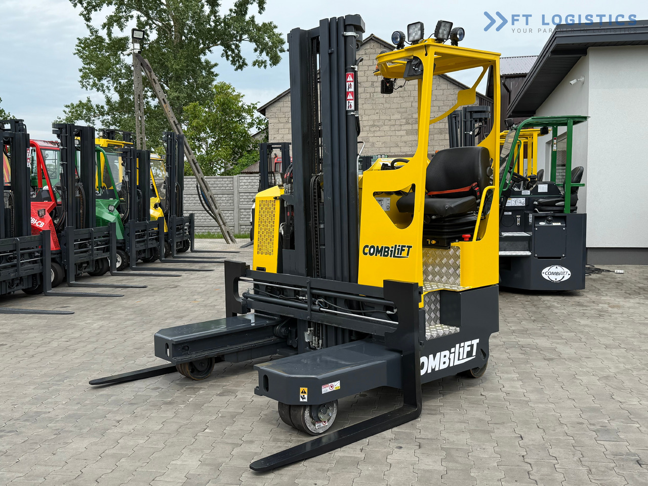 COMBILIFT MR / ELECTRIC / TRIPLEX – 6000MM / FULL FREE LIFT / WIDE POSITIONER / FORK SIDESHIFT / ONLY 1400 HOURS / LIKE NEW - 4-smjerni regalni viličar: slika COMBILIFT MR / ELECTRIC / TRIPLEX – 6000MM / FULL FREE LIFT / WIDE POSITIONER / FORK SIDESHIFT / ONLY 1400 HOURS / LIKE NEW - 4-smjerni regalni viličar COMBILIFT MR / ELECTRIC / TRIPLEX – 6000MM / FULL FREE LIFT / WIDE POSITIONER / FORK SIDESHIFT / ONLY 1400 HOURS / LIKE NEW - 4-smjerni regalni viličar: slika COMBILIFT MR / ELECTRIC / TRIPLEX – 6000MM / FULL FREE LIFT / WIDE POSITIONER / FORK SIDESHIFT / ONLY 1400 HOURS / LIKE NEW - 4-smjerni regalni viličar
