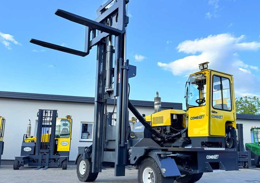 Combilift C14000 / DUPLEX - 3600 / GAS / FREE-LIFT - 4-smjerni regalni viličar: slika Combilift C14000 / DUPLEX - 3600 / GAS / FREE-LIFT - 4-smjerni regalni viličar Combilift C14000 / DUPLEX - 3600 / GAS / FREE-LIFT - 4-smjerni regalni viličar: slika Combilift C14000 / DUPLEX - 3600 / GAS / FREE-LIFT - 4-smjerni regalni viličar