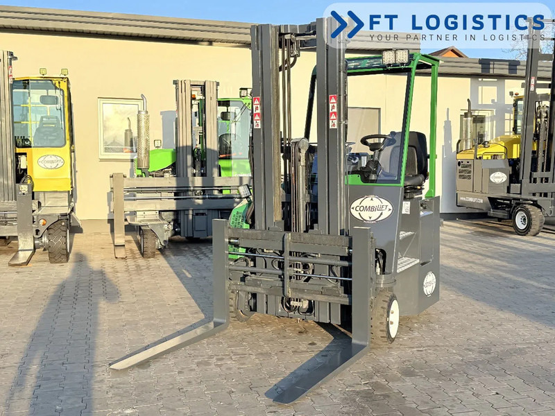 Combilift C2500CB | DIESEL | TRIPLEX 5500MM | FORK POSITIONER | SIDE SHIFT | FREE LIFT | PERFECT CONDITION | A wide range of four-way and - 4-smjerni regalni viličar: slika Combilift C2500CB | DIESEL | TRIPLEX 5500MM | FORK POSITIONER | SIDE SHIFT | FREE LIFT | PERFECT CONDITION | A wide range of four-way and - 4-smjerni regalni viličar Combilift C2500CB | DIESEL | TRIPLEX 5500MM | FORK POSITIONER | SIDE SHIFT | FREE LIFT | PERFECT CONDITION | A wide range of four-way and - 4-smjerni regalni viličar: slika Combilift C2500CB | DIESEL | TRIPLEX 5500MM | FORK POSITIONER | SIDE SHIFT | FREE LIFT | PERFECT CONDITION | A wide range of four-way and - 4-smjerni regalni viličar
