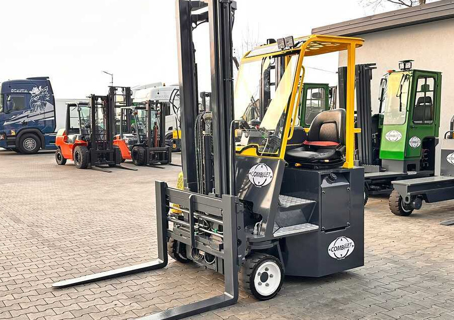 Combilift C2500CB / DUPLEX / 4100MM / DIESEL / FREE LIFT / FORK POSITIONER / SIDE SHIFT / LIKE NEW - 4-smjerni regalni viličar: slika Combilift C2500CB / DUPLEX / 4100MM / DIESEL / FREE LIFT / FORK POSITIONER / SIDE SHIFT / LIKE NEW - 4-smjerni regalni viličar Combilift C2500CB / DUPLEX / 4100MM / DIESEL / FREE LIFT / FORK POSITIONER / SIDE SHIFT / LIKE NEW - 4-smjerni regalni viličar: slika Combilift C2500CB / DUPLEX / 4100MM / DIESEL / FREE LIFT / FORK POSITIONER / SIDE SHIFT / LIKE NEW - 4-smjerni regalni viličar