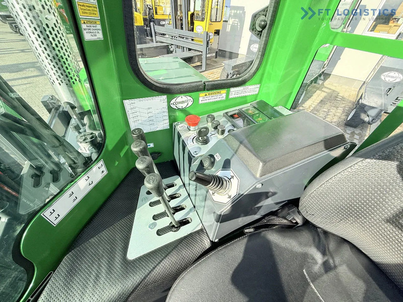 4-smjerni regalni viličar Combilift C3000 / DIESEL / DUPLEX 4200MM / FREE LIFT / WIDE FORK POSITIONER / FULL CABIN / EXCELLENT CONDITION / Wide range of four-way an: slika 4-smjerni regalni viličar Combilift C3000 / DIESEL / DUPLEX 4200MM / FREE LIFT / WIDE FORK POSITIONER / FULL CABIN / EXCELLENT CONDITION / Wide range of four-way an