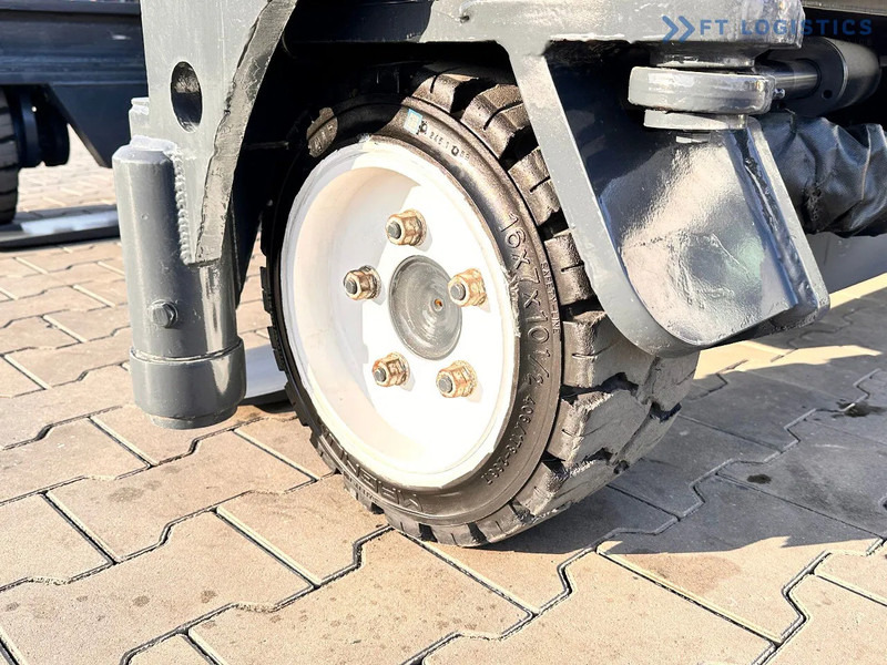 Combilift C3000 / DUPLEX / 4100MM / LPG / FREE LIFT / Like New C3000 / DUPLEX / 4100MM / LPG / FREE LIFT / Like New - 4-smjerni regalni viličar: slika Combilift C3000 / DUPLEX / 4100MM / LPG / FREE LIFT / Like New C3000 / DUPLEX / 4100MM / LPG / FREE LIFT / Like New - 4-smjerni regalni viličar Combilift C3000 / DUPLEX / 4100MM / LPG / FREE LIFT / Like New C3000 / DUPLEX / 4100MM / LPG / FREE LIFT / Like New - 4-smjerni regalni viličar: slika Combilift C3000 / DUPLEX / 4100MM / LPG / FREE LIFT / Like New C3000 / DUPLEX / 4100MM / LPG / FREE LIFT / Like New - 4-smjerni regalni viličar