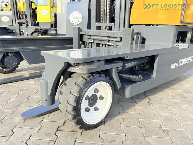 Combilift C3000 / GAS / DUPLEX 4500MM / ONLY 3096 HOURS / FORK SIDE SHIFT / FULL CABIN / EXCELLENT CONDITION / Wide range of four-way and - 4-smjerni regalni viličar: slika Combilift C3000 / GAS / DUPLEX 4500MM / ONLY 3096 HOURS / FORK SIDE SHIFT / FULL CABIN / EXCELLENT CONDITION / Wide range of four-way and - 4-smjerni regalni viličar Combilift C3000 / GAS / DUPLEX 4500MM / ONLY 3096 HOURS / FORK SIDE SHIFT / FULL CABIN / EXCELLENT CONDITION / Wide range of four-way and - 4-smjerni regalni viličar: slika Combilift C3000 / GAS / DUPLEX 4500MM / ONLY 3096 HOURS / FORK SIDE SHIFT / FULL CABIN / EXCELLENT CONDITION / Wide range of four-way and - 4-smjerni regalni viličar