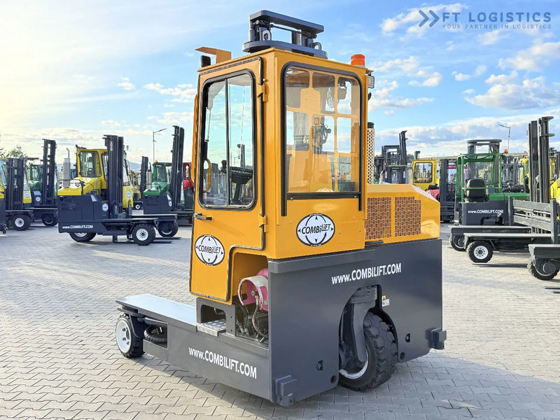 4-smjerni regalni viličar Combilift C3000 / GAS / DUPLEX 4500MM / ONLY 3096 HOURS / FORK SIDE SHIFT / FULL CABIN / EXCELLENT CONDITION / Wide range of four-way and: slika 4-smjerni regalni viličar Combilift C3000 / GAS / DUPLEX 4500MM / ONLY 3096 HOURS / FORK SIDE SHIFT / FULL CABIN / EXCELLENT CONDITION / Wide range of four-way and