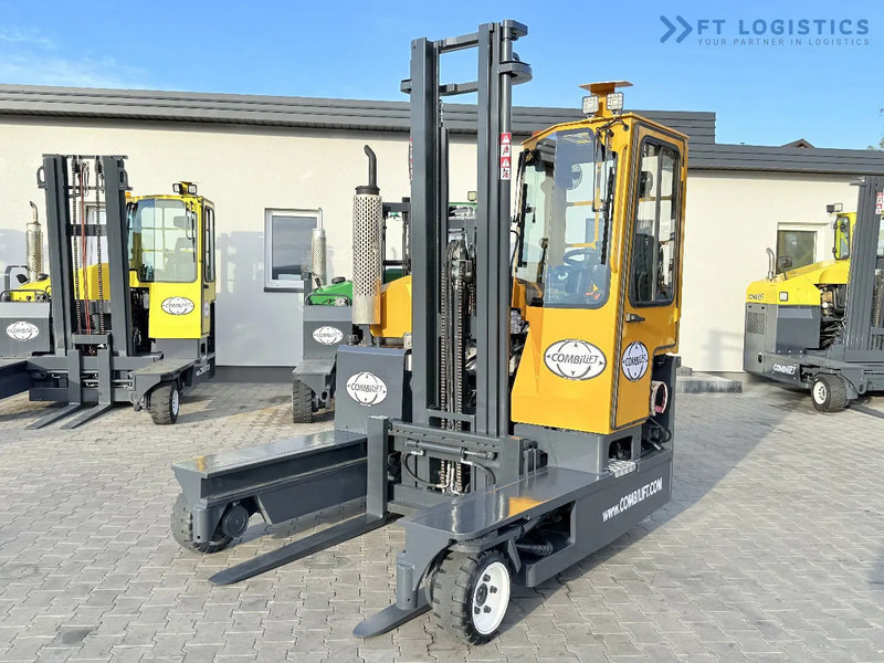 Combilift C3000 / GAS / DUPLEX 4500MM / ONLY 3096 HOURS / FORK SIDE SHIFT / FULL CABIN / EXCELLENT CONDITION / Wide range of four-way and - 4-smjerni regalni viličar: slika Combilift C3000 / GAS / DUPLEX 4500MM / ONLY 3096 HOURS / FORK SIDE SHIFT / FULL CABIN / EXCELLENT CONDITION / Wide range of four-way and - 4-smjerni regalni viličar Combilift C3000 / GAS / DUPLEX 4500MM / ONLY 3096 HOURS / FORK SIDE SHIFT / FULL CABIN / EXCELLENT CONDITION / Wide range of four-way and - 4-smjerni regalni viličar: slika Combilift C3000 / GAS / DUPLEX 4500MM / ONLY 3096 HOURS / FORK SIDE SHIFT / FULL CABIN / EXCELLENT CONDITION / Wide range of four-way and - 4-smjerni regalni viličar