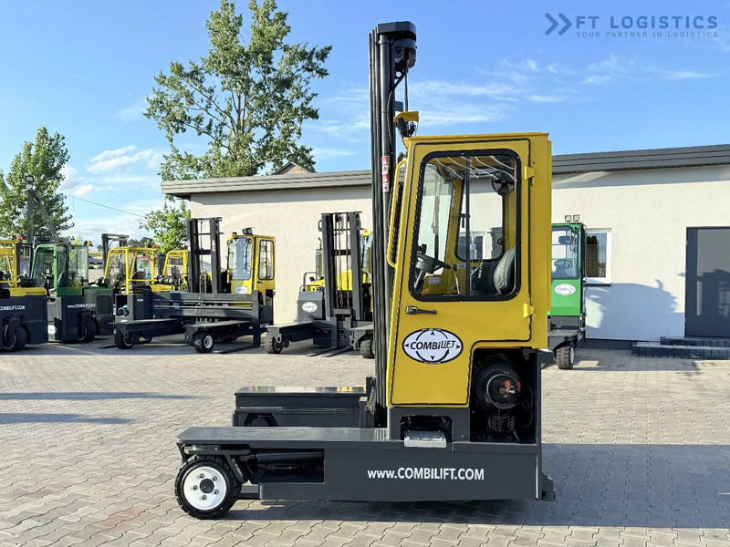 Combilift C3000 / GAS / TRIPLEX – 7500MM / SIDESHIFT / FORK POSITIONER / FREE LIFT / FULL HEATED CABIN / ONLY 7868 HOURS / CONDITION – LIK - 4-smjerni regalni viličar: slika Combilift C3000 / GAS / TRIPLEX – 7500MM / SIDESHIFT / FORK POSITIONER / FREE LIFT / FULL HEATED CABIN / ONLY 7868 HOURS / CONDITION – LIK - 4-smjerni regalni viličar Combilift C3000 / GAS / TRIPLEX – 7500MM / SIDESHIFT / FORK POSITIONER / FREE LIFT / FULL HEATED CABIN / ONLY 7868 HOURS / CONDITION – LIK - 4-smjerni regalni viličar: slika Combilift C3000 / GAS / TRIPLEX – 7500MM / SIDESHIFT / FORK POSITIONER / FREE LIFT / FULL HEATED CABIN / ONLY 7868 HOURS / CONDITION – LIK - 4-smjerni regalni viličar