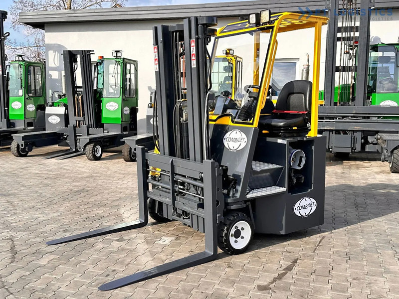 Combilift C3000CB / LPG / TRIPLEX / 4900MM / FREE LIFT / POSITIONER / LIKE NEW C3000CB / LPG / TRIPLEX / 4900MM / FREE LIFT / POSITIONER / - 4-smjerni regalni viličar: slika Combilift C3000CB / LPG / TRIPLEX / 4900MM / FREE LIFT / POSITIONER / LIKE NEW C3000CB / LPG / TRIPLEX / 4900MM / FREE LIFT / POSITIONER / - 4-smjerni regalni viličar Combilift C3000CB / LPG / TRIPLEX / 4900MM / FREE LIFT / POSITIONER / LIKE NEW C3000CB / LPG / TRIPLEX / 4900MM / FREE LIFT / POSITIONER / - 4-smjerni regalni viličar: slika Combilift C3000CB / LPG / TRIPLEX / 4900MM / FREE LIFT / POSITIONER / LIKE NEW C3000CB / LPG / TRIPLEX / 4900MM / FREE LIFT / POSITIONER / - 4-smjerni regalni viličar