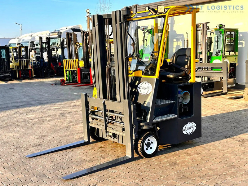 Combilift C3000CB / LPG / TRIPLEX - 4900MM / LPG / FREE LIFT / FORK POSITIONER C3000CB / LPG / TRIPLEX - 4900MM / LPG / FREE LIFT / FORK P - 4-smjerni regalni viličar: slika Combilift C3000CB / LPG / TRIPLEX - 4900MM / LPG / FREE LIFT / FORK POSITIONER C3000CB / LPG / TRIPLEX - 4900MM / LPG / FREE LIFT / FORK P - 4-smjerni regalni viličar Combilift C3000CB / LPG / TRIPLEX - 4900MM / LPG / FREE LIFT / FORK POSITIONER C3000CB / LPG / TRIPLEX - 4900MM / LPG / FREE LIFT / FORK P - 4-smjerni regalni viličar: slika Combilift C3000CB / LPG / TRIPLEX - 4900MM / LPG / FREE LIFT / FORK POSITIONER C3000CB / LPG / TRIPLEX - 4900MM / LPG / FREE LIFT / FORK P - 4-smjerni regalni viličar