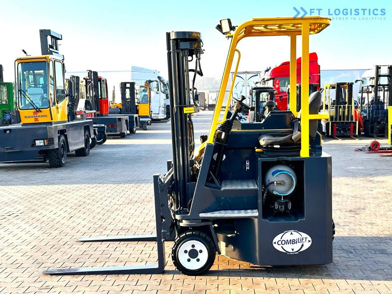 Combilift C3000CB / LPG / TRIPLEX - 4900MM / LPG / FREE LIFT / FORK POSITIONER C3000CB / LPG / TRIPLEX - 4900MM / LPG / FREE LIFT / FORK P - 4-smjerni regalni viličar: slika Combilift C3000CB / LPG / TRIPLEX - 4900MM / LPG / FREE LIFT / FORK POSITIONER C3000CB / LPG / TRIPLEX - 4900MM / LPG / FREE LIFT / FORK P - 4-smjerni regalni viličar Combilift C3000CB / LPG / TRIPLEX - 4900MM / LPG / FREE LIFT / FORK POSITIONER C3000CB / LPG / TRIPLEX - 4900MM / LPG / FREE LIFT / FORK P - 4-smjerni regalni viličar: slika Combilift C3000CB / LPG / TRIPLEX - 4900MM / LPG / FREE LIFT / FORK POSITIONER C3000CB / LPG / TRIPLEX - 4900MM / LPG / FREE LIFT / FORK P - 4-smjerni regalni viličar