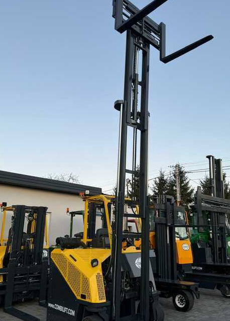 Combilift C3000CB-Triplex 4900mm -2015 year - 4-smjerni regalni viličar: slika Combilift C3000CB-Triplex 4900mm -2015 year - 4-smjerni regalni viličar Combilift C3000CB-Triplex 4900mm -2015 year - 4-smjerni regalni viličar: slika Combilift C3000CB-Triplex 4900mm -2015 year - 4-smjerni regalni viličar