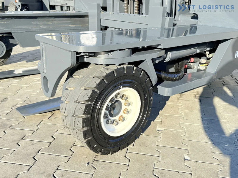 Combilift C4000 / DIESEL / DUPLEX 4100MM / FREE LIFT / SIDE SHIFT / FULL CABIN / EXCELLENT CONDITION / Wide range of four-way and side loa - 4-smjerni regalni viličar: slika Combilift C4000 / DIESEL / DUPLEX 4100MM / FREE LIFT / SIDE SHIFT / FULL CABIN / EXCELLENT CONDITION / Wide range of four-way and side loa - 4-smjerni regalni viličar Combilift C4000 / DIESEL / DUPLEX 4100MM / FREE LIFT / SIDE SHIFT / FULL CABIN / EXCELLENT CONDITION / Wide range of four-way and side loa - 4-smjerni regalni viličar: slika Combilift C4000 / DIESEL / DUPLEX 4100MM / FREE LIFT / SIDE SHIFT / FULL CABIN / EXCELLENT CONDITION / Wide range of four-way and side loa - 4-smjerni regalni viličar