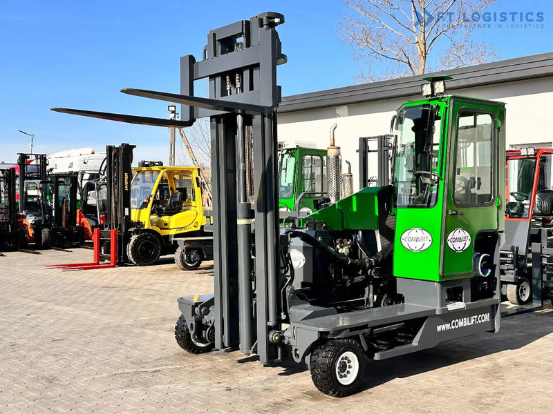 Combilift C4000 / LPG / DUPLEX / 4500MM / FREE LIFT / LIKE NEW C4000 / LPG / DUPLEX / 4500MM / FREE LIFT / LIKE NEW - 4-smjerni regalni viličar: slika Combilift C4000 / LPG / DUPLEX / 4500MM / FREE LIFT / LIKE NEW C4000 / LPG / DUPLEX / 4500MM / FREE LIFT / LIKE NEW - 4-smjerni regalni viličar Combilift C4000 / LPG / DUPLEX / 4500MM / FREE LIFT / LIKE NEW C4000 / LPG / DUPLEX / 4500MM / FREE LIFT / LIKE NEW - 4-smjerni regalni viličar: slika Combilift C4000 / LPG / DUPLEX / 4500MM / FREE LIFT / LIKE NEW C4000 / LPG / DUPLEX / 4500MM / FREE LIFT / LIKE NEW - 4-smjerni regalni viličar