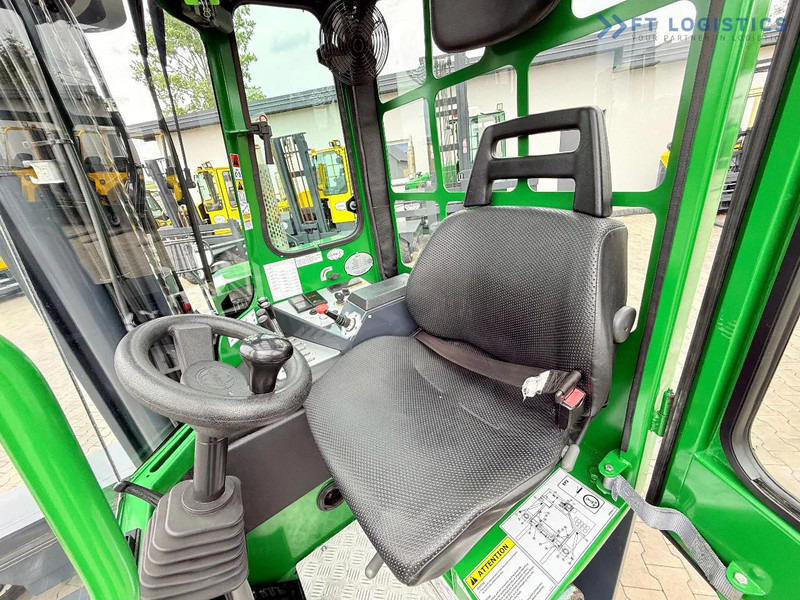 4-smjerni regalni viličar Combilift C4000 / TRIPLEX / 9300MM / FREE LIFT / POSITIONER / GAS / CABIN C4000 / TRIPLEX / 9300MM / FREE LIFT / POSITIONER / GAS / CABIN: slika 4-smjerni regalni viličar Combilift C4000 / TRIPLEX / 9300MM / FREE LIFT / POSITIONER / GAS / CABIN C4000 / TRIPLEX / 9300MM / FREE LIFT / POSITIONER / GAS / CABIN