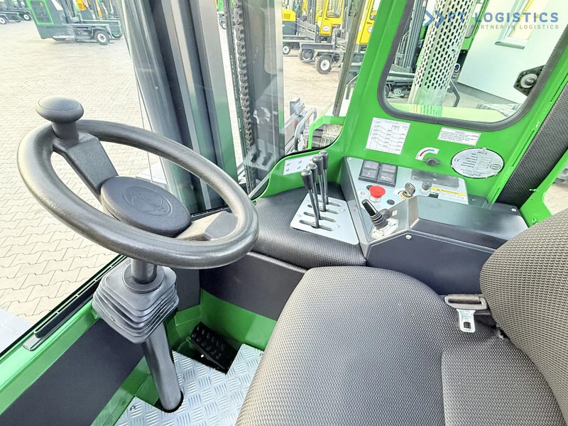 4-smjerni regalni viličar Combilift C4500 / DIESEL / DUPLEX 4000MM / WIDE FORK POSITIONER / HEATING / FULL CABIN / EXCELLENT CONDITION / A wide range of four-way an: slika 4-smjerni regalni viličar Combilift C4500 / DIESEL / DUPLEX 4000MM / WIDE FORK POSITIONER / HEATING / FULL CABIN / EXCELLENT CONDITION / A wide range of four-way an 4-smjerni regalni viličar Combilift C4500 / DIESEL / DUPLEX 4000MM / WIDE FORK POSITIONER / HEATING / FULL CABIN / EXCELLENT CONDITION / A wide range of four-way an: slika 4-smjerni regalni viličar Combilift C4500 / DIESEL / DUPLEX 4000MM / WIDE FORK POSITIONER / HEATING / FULL CABIN / EXCELLENT CONDITION / A wide range of four-way an