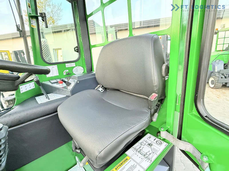 4-smjerni regalni viličar Combilift C4500 / DIESEL / DUPLEX 4000MM / WIDE FORK POSITIONER / HEATING / FULL CABIN / EXCELLENT CONDITION / A wide range of four-way an: slika 4-smjerni regalni viličar Combilift C4500 / DIESEL / DUPLEX 4000MM / WIDE FORK POSITIONER / HEATING / FULL CABIN / EXCELLENT CONDITION / A wide range of four-way an 4-smjerni regalni viličar Combilift C4500 / DIESEL / DUPLEX 4000MM / WIDE FORK POSITIONER / HEATING / FULL CABIN / EXCELLENT CONDITION / A wide range of four-way an: slika 4-smjerni regalni viličar Combilift C4500 / DIESEL / DUPLEX 4000MM / WIDE FORK POSITIONER / HEATING / FULL CABIN / EXCELLENT CONDITION / A wide range of four-way an