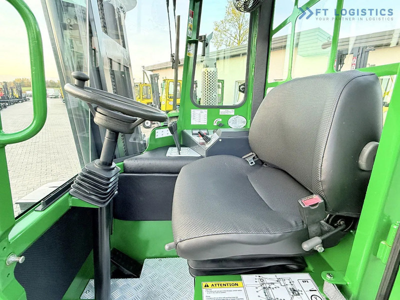 4-smjerni regalni viličar Combilift C4500 / DIESEL / DUPLEX 4000MM / WIDE FORK POSITIONER / HEATING / FULL CABIN / EXCELLENT CONDITION / A wide range of four-way an: slika 4-smjerni regalni viličar Combilift C4500 / DIESEL / DUPLEX 4000MM / WIDE FORK POSITIONER / HEATING / FULL CABIN / EXCELLENT CONDITION / A wide range of four-way an 4-smjerni regalni viličar Combilift C4500 / DIESEL / DUPLEX 4000MM / WIDE FORK POSITIONER / HEATING / FULL CABIN / EXCELLENT CONDITION / A wide range of four-way an: slika 4-smjerni regalni viličar Combilift C4500 / DIESEL / DUPLEX 4000MM / WIDE FORK POSITIONER / HEATING / FULL CABIN / EXCELLENT CONDITION / A wide range of four-way an