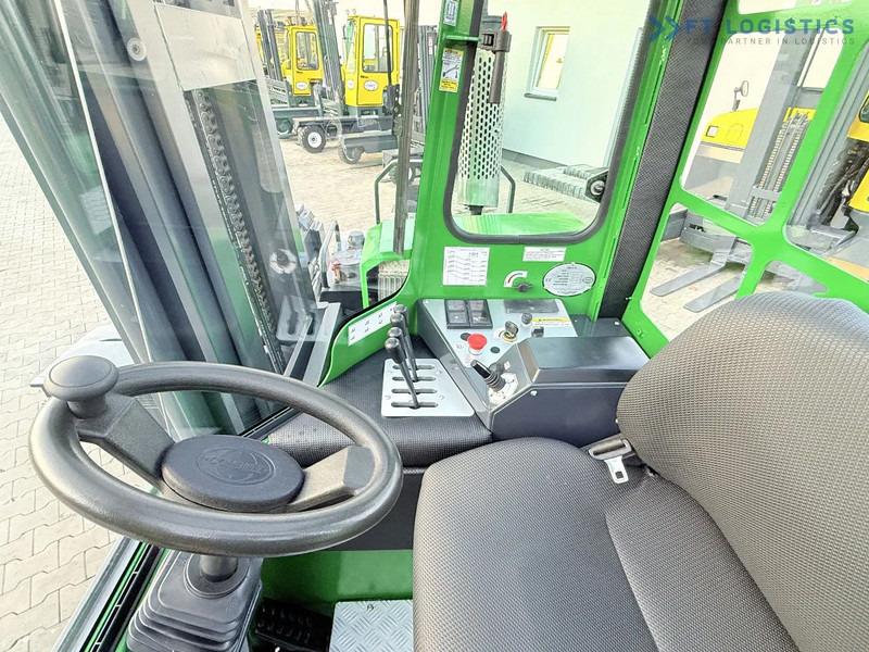 4-smjerni regalni viličar Combilift C4500 / DIESEL / DUPLEX 4000MM / WIDE FORK POSITIONER / HEATING / FULL CABIN / EXCELLENT CONDITION / A wide range of four-way an: slika 4-smjerni regalni viličar Combilift C4500 / DIESEL / DUPLEX 4000MM / WIDE FORK POSITIONER / HEATING / FULL CABIN / EXCELLENT CONDITION / A wide range of four-way an 4-smjerni regalni viličar Combilift C4500 / DIESEL / DUPLEX 4000MM / WIDE FORK POSITIONER / HEATING / FULL CABIN / EXCELLENT CONDITION / A wide range of four-way an: slika 4-smjerni regalni viličar Combilift C4500 / DIESEL / DUPLEX 4000MM / WIDE FORK POSITIONER / HEATING / FULL CABIN / EXCELLENT CONDITION / A wide range of four-way an