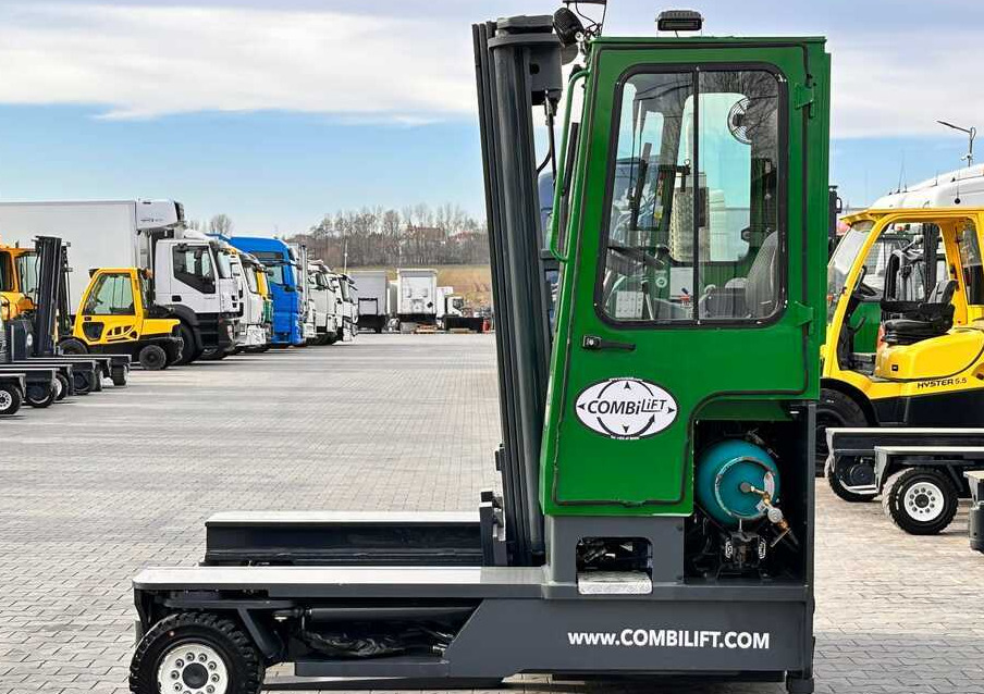 Combilift C4500 / LPG / UDT / TRIPLEX / 5500MM / FREE LIFT / FORK POSITIONER / LIKE NEW - 4-smjerni regalni viličar: slika Combilift C4500 / LPG / UDT / TRIPLEX / 5500MM / FREE LIFT / FORK POSITIONER / LIKE NEW - 4-smjerni regalni viličar Combilift C4500 / LPG / UDT / TRIPLEX / 5500MM / FREE LIFT / FORK POSITIONER / LIKE NEW - 4-smjerni regalni viličar: slika Combilift C4500 / LPG / UDT / TRIPLEX / 5500MM / FREE LIFT / FORK POSITIONER / LIKE NEW - 4-smjerni regalni viličar