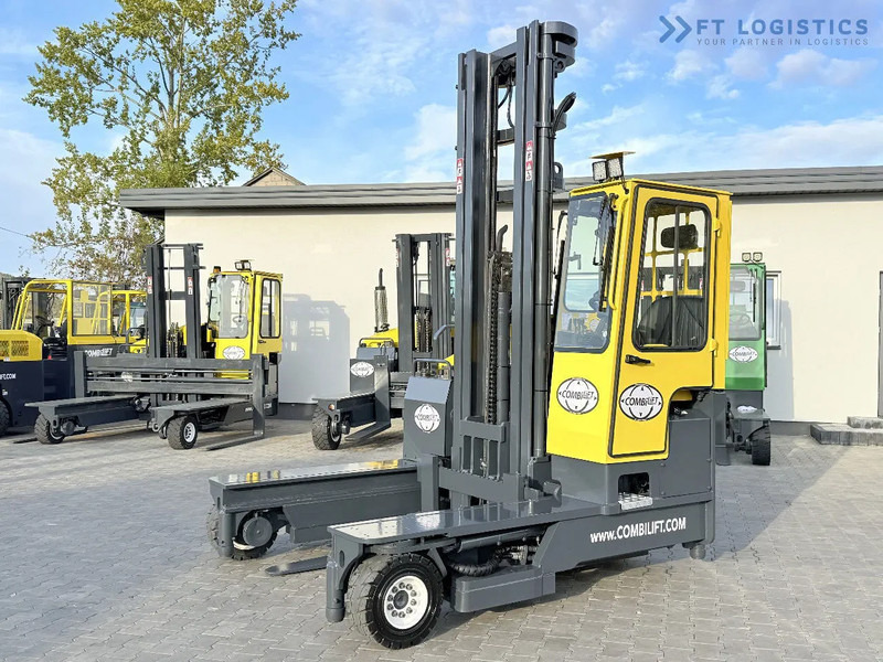 Combilift C5000 / DIESEL / TRIPLEX 7600MM / FULL FREE LIFT / FORK POSITIONER / HEATING / FULL HEATED CABIN / EXCELLENT CONDITION / Wide ra - 4-smjerni regalni viličar: slika Combilift C5000 / DIESEL / TRIPLEX 7600MM / FULL FREE LIFT / FORK POSITIONER / HEATING / FULL HEATED CABIN / EXCELLENT CONDITION / Wide ra - 4-smjerni regalni viličar Combilift C5000 / DIESEL / TRIPLEX 7600MM / FULL FREE LIFT / FORK POSITIONER / HEATING / FULL HEATED CABIN / EXCELLENT CONDITION / Wide ra - 4-smjerni regalni viličar: slika Combilift C5000 / DIESEL / TRIPLEX 7600MM / FULL FREE LIFT / FORK POSITIONER / HEATING / FULL HEATED CABIN / EXCELLENT CONDITION / Wide ra - 4-smjerni regalni viličar