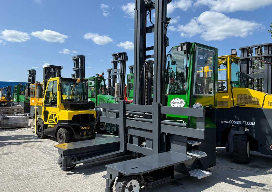 Combilift C5000E / ELECTRIC / TRIPLEX 8300MM / FULL FREE LIFT / WIDE POSITIONER / FORK SIDESHIFT / BATTERY LIKE NEW - 4-smjerni regalni viličar: slika Combilift C5000E / ELECTRIC / TRIPLEX 8300MM / FULL FREE LIFT / WIDE POSITIONER / FORK SIDESHIFT / BATTERY LIKE NEW - 4-smjerni regalni viličar Combilift C5000E / ELECTRIC / TRIPLEX 8300MM / FULL FREE LIFT / WIDE POSITIONER / FORK SIDESHIFT / BATTERY LIKE NEW - 4-smjerni regalni viličar: slika Combilift C5000E / ELECTRIC / TRIPLEX 8300MM / FULL FREE LIFT / WIDE POSITIONER / FORK SIDESHIFT / BATTERY LIKE NEW - 4-smjerni regalni viličar