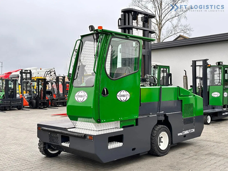Combilift C5000SL / DIESEL / 4500MM / DUPLEX / CABIN / PLATFORMS / LIKE NEW C5000SL / DIESEL / 4500MM / DUPLEX / CABIN / PLATFORMS / LIKE - Bočni utovarivač: slika Combilift C5000SL / DIESEL / 4500MM / DUPLEX / CABIN / PLATFORMS / LIKE NEW C5000SL / DIESEL / 4500MM / DUPLEX / CABIN / PLATFORMS / LIKE - Bočni utovarivač Combilift C5000SL / DIESEL / 4500MM / DUPLEX / CABIN / PLATFORMS / LIKE NEW C5000SL / DIESEL / 4500MM / DUPLEX / CABIN / PLATFORMS / LIKE - Bočni utovarivač: slika Combilift C5000SL / DIESEL / 4500MM / DUPLEX / CABIN / PLATFORMS / LIKE NEW C5000SL / DIESEL / 4500MM / DUPLEX / CABIN / PLATFORMS / LIKE - Bočni utovarivač