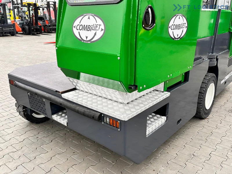 Combilift C5000SL / DIESEL / 4500MM / DUPLEX / CABIN / PLATFORMS / LIKE NEW C5000SL / DIESEL / 4500MM / DUPLEX / CABIN / PLATFORMS / LIKE - Bočni utovarivač: slika Combilift C5000SL / DIESEL / 4500MM / DUPLEX / CABIN / PLATFORMS / LIKE NEW C5000SL / DIESEL / 4500MM / DUPLEX / CABIN / PLATFORMS / LIKE - Bočni utovarivač Combilift C5000SL / DIESEL / 4500MM / DUPLEX / CABIN / PLATFORMS / LIKE NEW C5000SL / DIESEL / 4500MM / DUPLEX / CABIN / PLATFORMS / LIKE - Bočni utovarivač: slika Combilift C5000SL / DIESEL / 4500MM / DUPLEX / CABIN / PLATFORMS / LIKE NEW C5000SL / DIESEL / 4500MM / DUPLEX / CABIN / PLATFORMS / LIKE - Bočni utovarivač